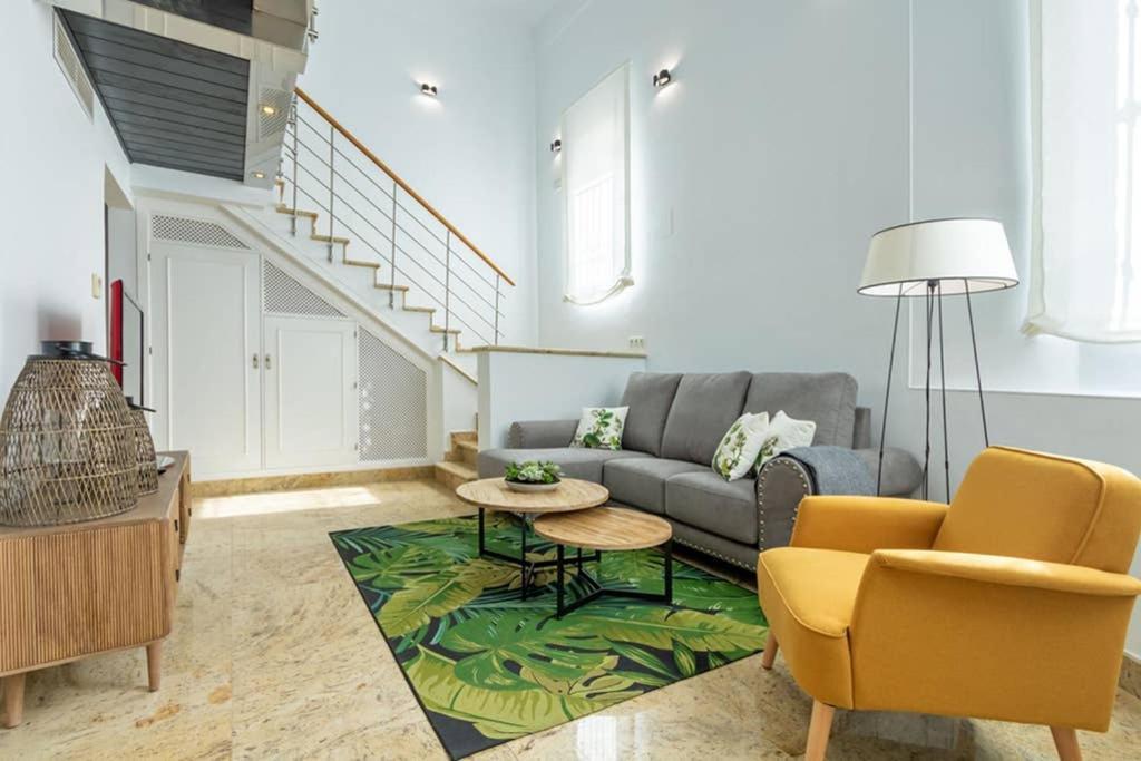 Апартаменты Becas Alameda Duplex By Valcambre Севилья Экстерьер фото