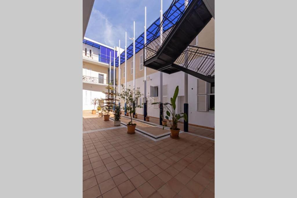 Апартаменты Becas Alameda Duplex By Valcambre Севилья Экстерьер фото