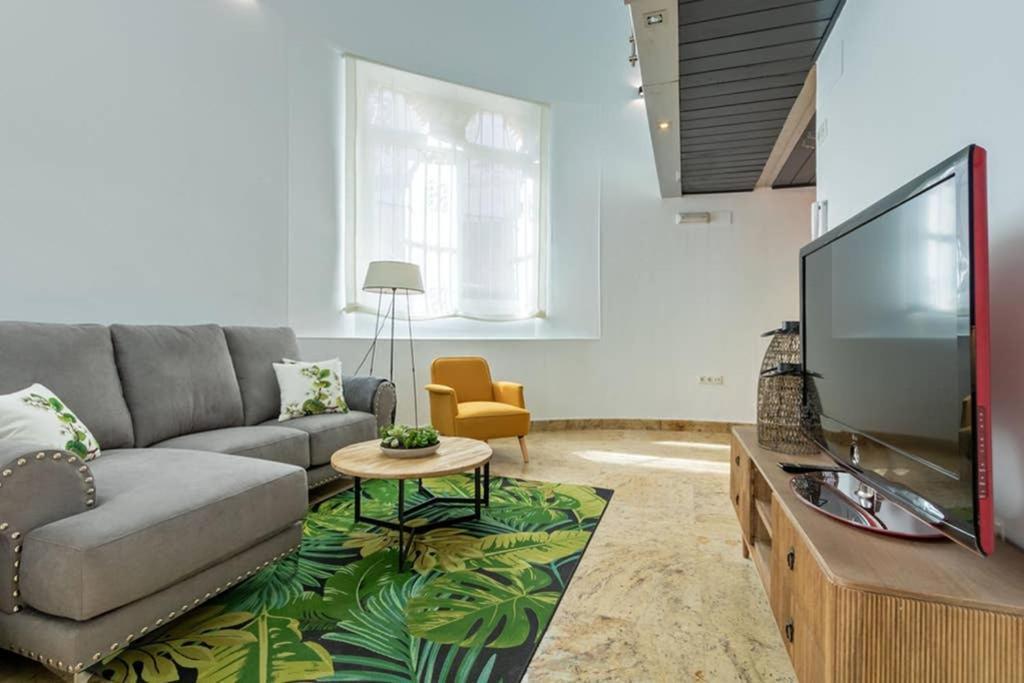 Апартаменты Becas Alameda Duplex By Valcambre Севилья Экстерьер фото