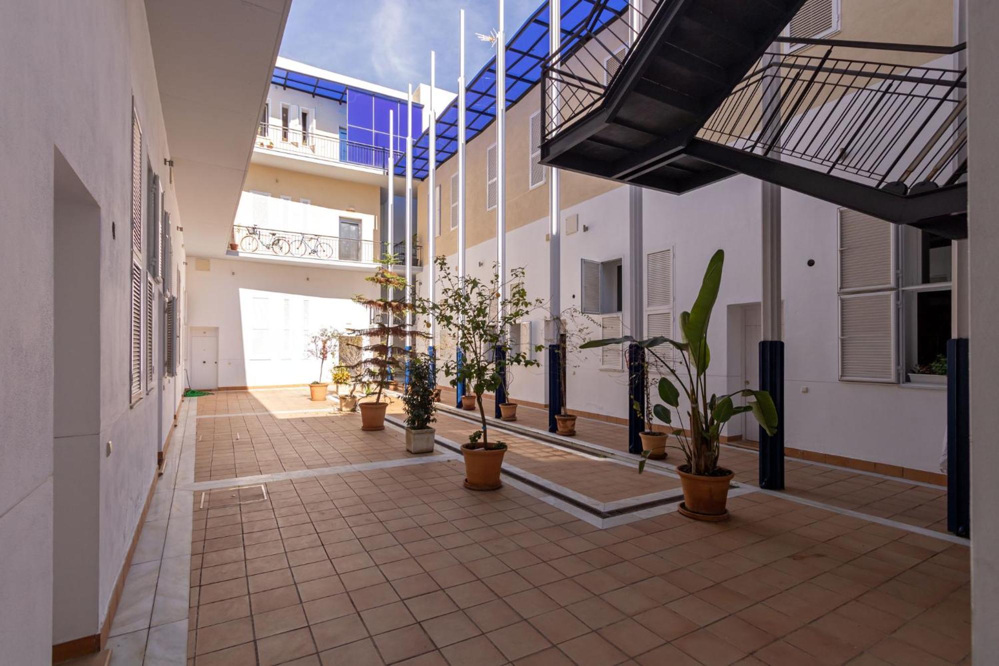 Апартаменты Becas Alameda Duplex By Valcambre Севилья Экстерьер фото